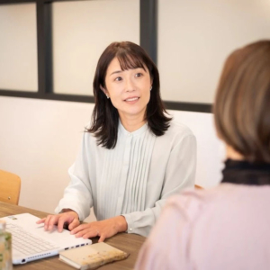 大田理英